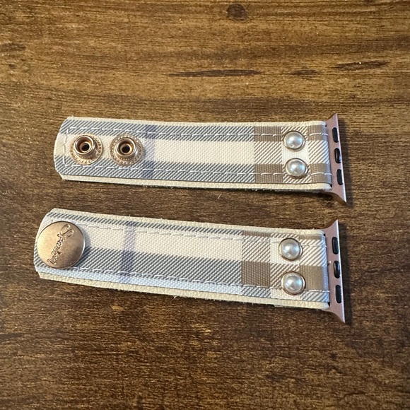 Spark*L band Burberry Apple Watch band. Never worn. Burberry’s Beige and Brown - Picture 2 of 3